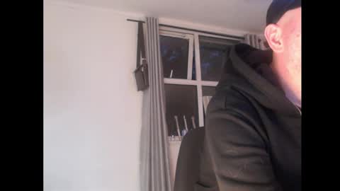 Snapshot of seafordsatana chatting on October 18, 6:16 am seafordsatana online show from October 18, 6:16 am