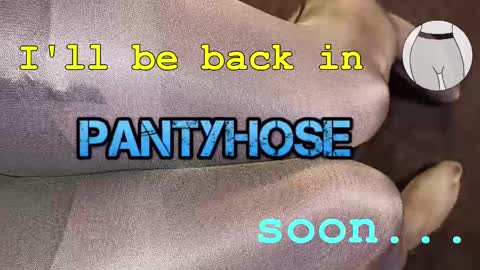 Snapshot of seamlessly chatting on February 22, 10:52 pm seamlessly online show from February 22, 10:52 pm