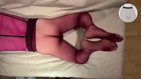 seamlessly online show from April 18, 9:37 pm