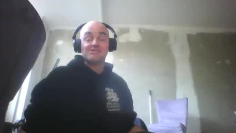 Sean online show from April 19, 6:07 pm