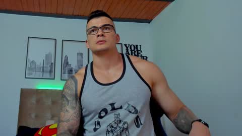 Sean Carrera online show from December 5, 8:11 pm