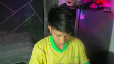 Snapshot of sean_scoth2 chatting on December 28, 7:11 am Sean Scoth online show from December 28, 7:11 am