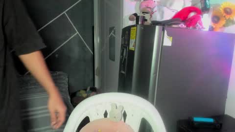 Snapshot of sean_scoth2 chatting on January 3, 12:54 am Sean Scoth online show from January 3, 12:54 am