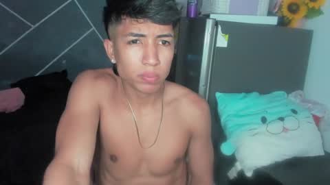 Snapshot of sean_scoth2 chatting on January 8, 6:31 pm Sean Scoth online show from January 8, 6:31 pm