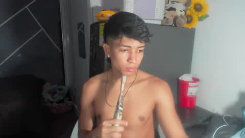 Snapshot of sean_scoth2 chatting on January 12, 6:59 pm Sean Scoth online show from January 12, 6:59 pm