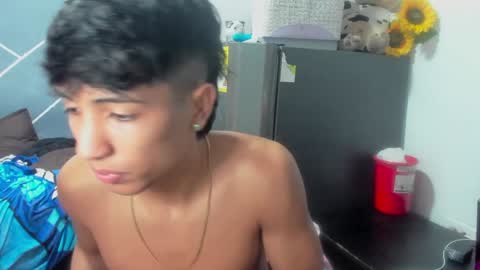 Snapshot of sean_scoth2 chatting on January 13, 5:23 am Sean Scoth online show from January 13, 5:23 am