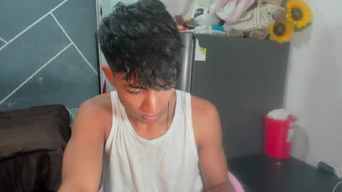 Snapshot of sean_scoth2 chatting on January 14, 5:40 am Sean Scoth online show from January 14, 5:40 am