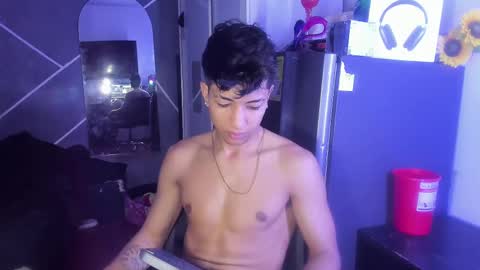 Snapshot of sean_scoth2 chatting on February 17, 6:59 pm Sean Scoth online show from February 17, 6:59 pm