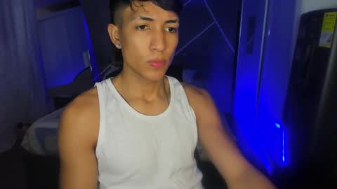 Snapshot of sean_scoth2 chatting on February 22, 6:17 am Sean Scoth online show from February 22, 6:17 am