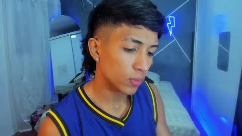 Snapshot of sean_scoth2 chatting on February 23, 5:01 am Sean Scoth online show from February 23, 5:01 am