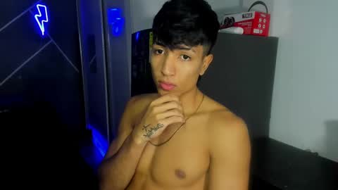 Snapshot of sean_scoth2 chatting on February 25, 10:15 am Sean Scoth online show from February 25, 10:15 am