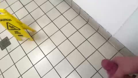 Snapshot of seanoofsss chatting on April 11, 10:03 pm seanoofsss online show from April 11, 10:03 pm