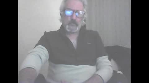 seantheflyer online show from October 4, 9:57 pm