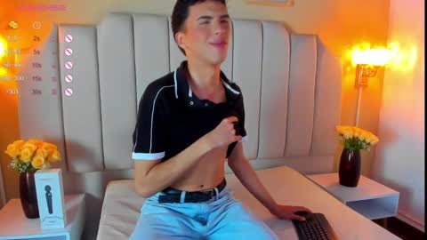 Sean online show from September 19, 4:14 am