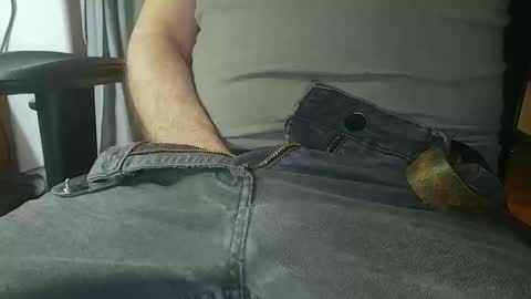 Snapshot of seasideforester chatting on February 26, 6:54 pm Sea online show from February 26, 6:54 pm