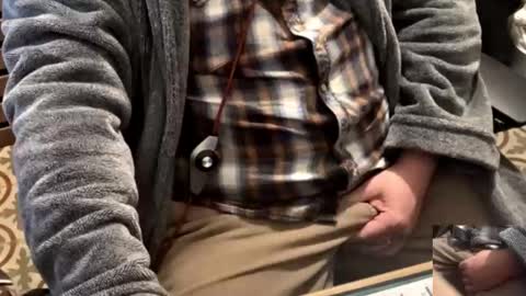 Falco J online show from February 1, 4:05 pm