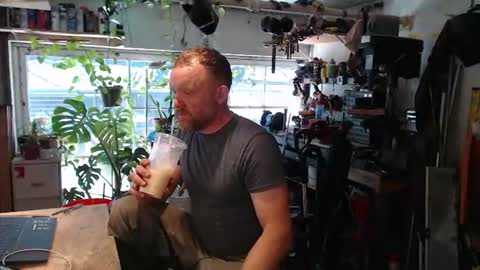 Seattlemanwhore online show from June 22, 8:50 pm