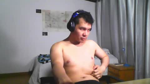Snapshot of seb5759 chatting on June 16, 3:42 am seb5759 online show from June 16, 3:42 am