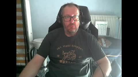 Snapshot of seba881975 chatting on August 2, 8:57 am Sba Fr online show from August 2, 8:57 am