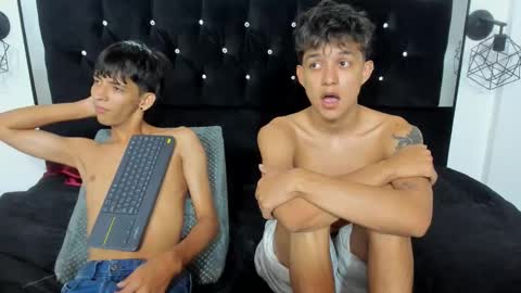 Snapshot of sebas_cat chatting on November 9, 8:45 am Sebastian Alvarez online show from November 9, 8:45 am