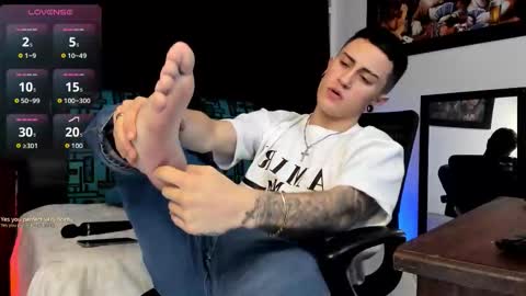 Snapshot of sebas_maverick chatting on January 13, 10:59 pm Sebastian online show from January 13, 10:59 pm