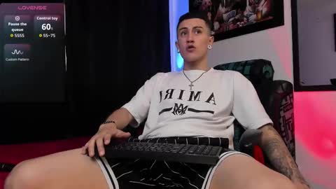 Snapshot of sebas_maverick chatting on February 19, 9:11 pm Sebastian online show from February 19, 9:11 pm