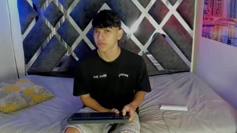 sebas_pretty7 online show from December 5, 12:25 pm