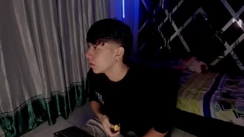 sebas_pretty7 online show from December 19, 12:23 pm