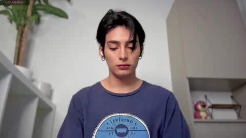 sebastian online show from December 19, 12:56 am