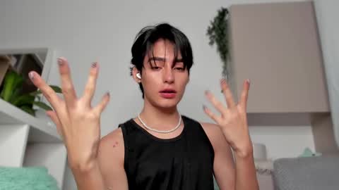 sebastian online show from February 12, 12:05 am