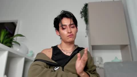 sebastian online show from February 15, 12:59 am