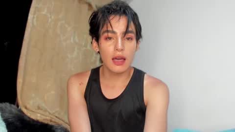 sebastian online show from February 18, 12:15 am