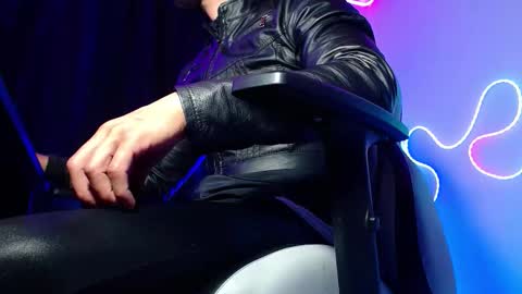 Sebastian online show from February 21, 9:10 am