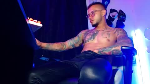 Sebastian online show from March 7, 2:52 am