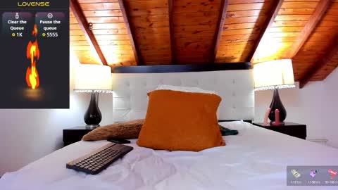 Snapshot of sebastian_berne chatting on October 5, 7:34 pm Sebastian Berne online show from October 5, 7:34 pm