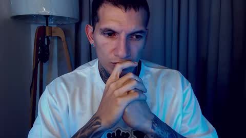 Sebastian online show from October 25, 1:18 pm