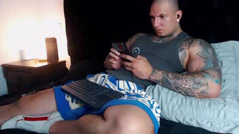 Snapshot of sebastian_muss chatting on July 20, 6:32 pm Sebastian online show from July 20, 6:32 pm