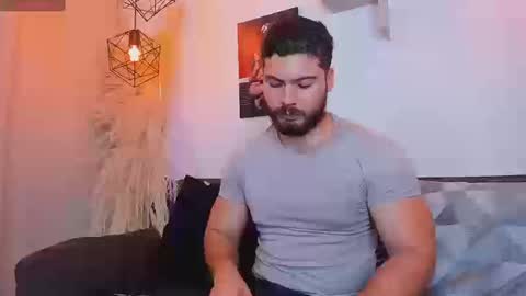 Instagram jeanpaulfit  online show from March 13, 11:33 pm