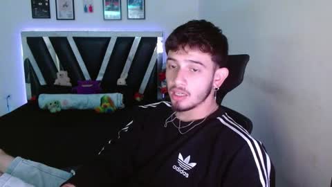 Sebas online show from January 9, 7:04 pm