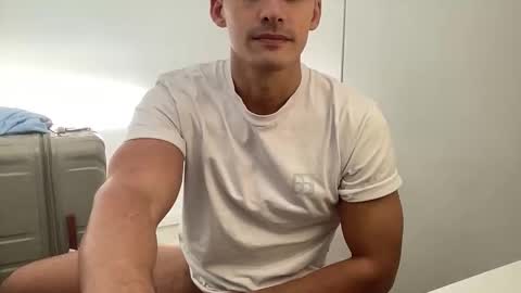 Snapshot of sebybeba chatting on June 3, 1:14 pm sebybeba online show from June 3, 1:14 pm