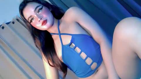 kwen online show from October 23, 1:21 pm