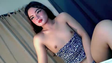 kwen online show from October 24, 9:33 pm