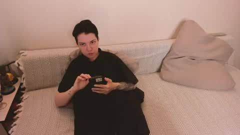 Snapshot of secret_dreams_ chatting on April 20, 10:29 am Amanda and pair in a real life we love each other but can play with you online show from April 20, 10:29 am