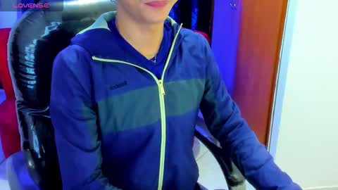 JUSTIN online show from November 26, 12:28 pm