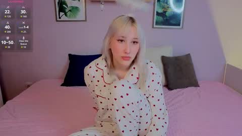 secret_materialz online show from February 14, 2:14 pm