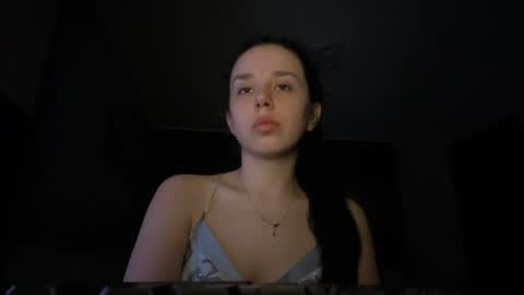 secret_vanilla_ online show from June 1, 11:28 pm