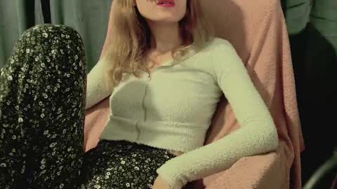 Snapshot of secretanni chatting on October 14, 11:38 pm Anni online show from October 14, 11:38 pm