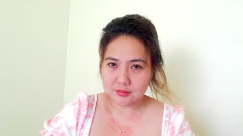 Snapshot of secretlover010101 chatting on January 2, 2:00 am MILAN online show from January 2, 2:00 am