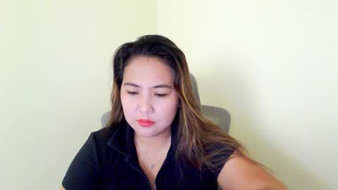 Snapshot of secretlover010101 chatting on January 13, 2:18 am MILAN online show from January 13, 2:18 am