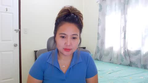 Snapshot of secretlover010101 chatting on January 25, 2:04 am MILAN online show from January 25, 2:04 am